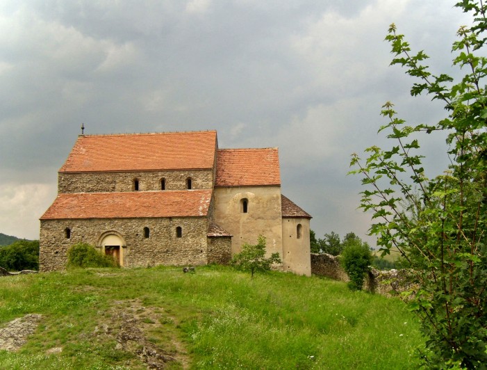 Biserica Sfântul Mihai din Cisnădioara